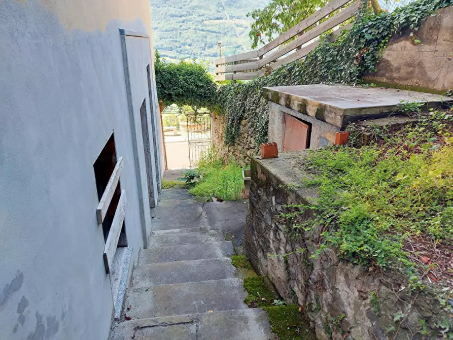 Immagine 9 di Appartamento in vendita  in Via Piazzo, N. 9 a Poggiridenti