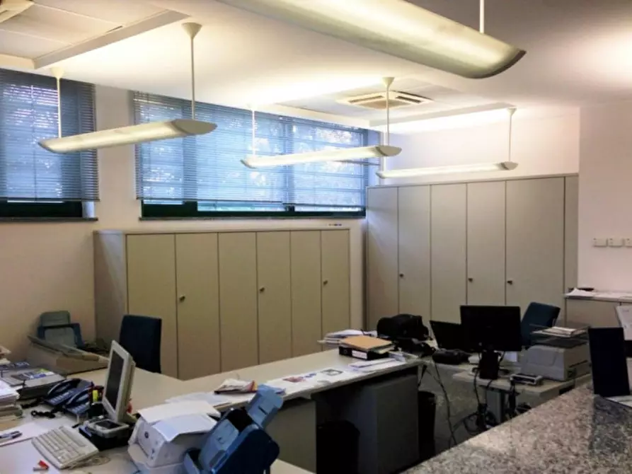 Immagine 4 di Ufficio in vendita  in Corso Giacomo Matteotti, N. 19A a Castellanza