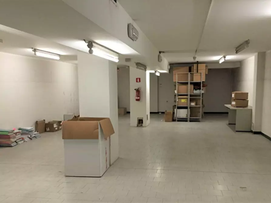 Immagine 5 di Ufficio in vendita  in Corso Giacomo Matteotti, N. 19A a Castellanza