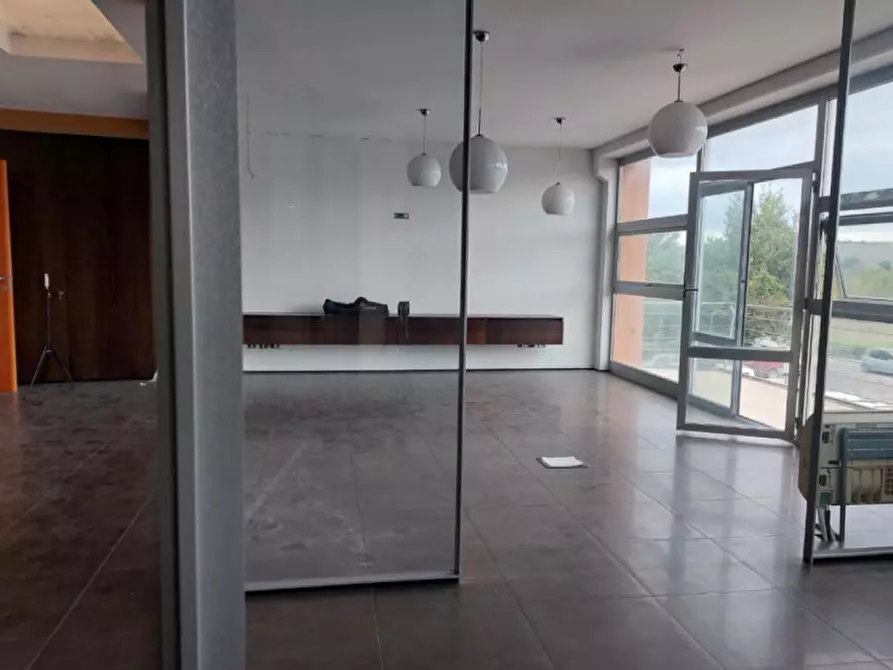 Immagine 3 di Ufficio in vendita  in Via Cassa Nord, N. 145 a Monteroni D'arbia