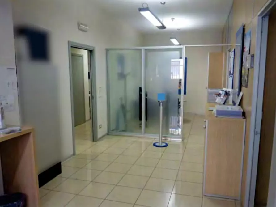 Immagine 4 di Ufficio in vendita  in Via Roma, N. 47 a Barzio
