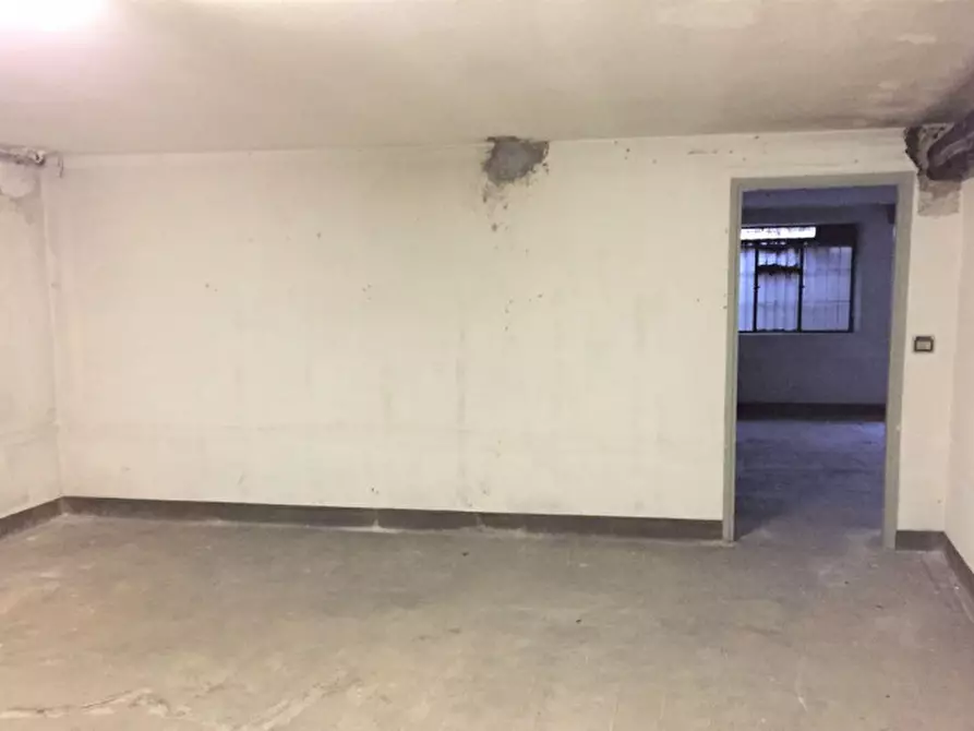 Immagine 5 di Ufficio in vendita  in Via Roma, N. 47 a Barzio