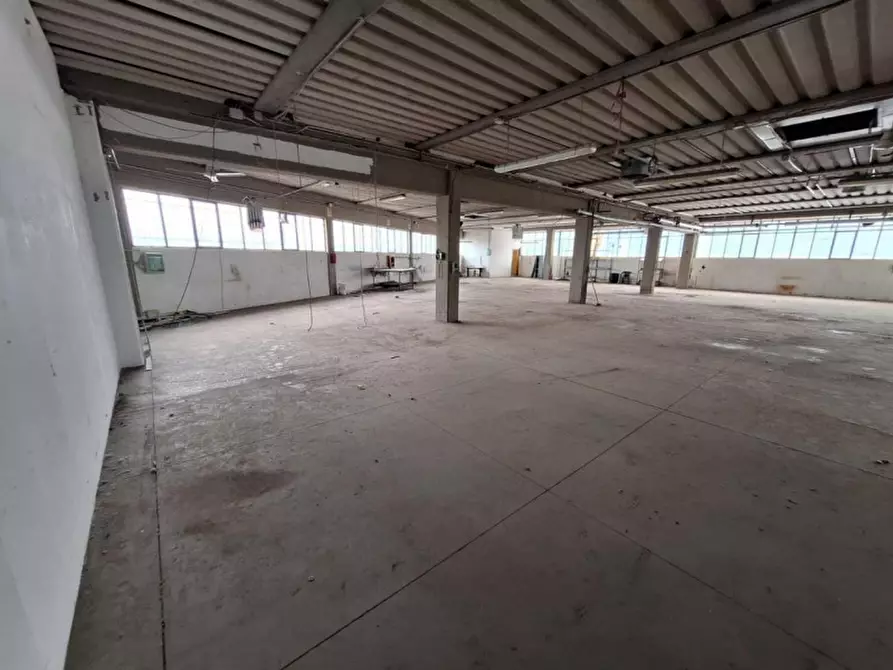 Immagine 3 di Capannone industriale in vendita  in via G. Galilei, N. 70 a Carmignano