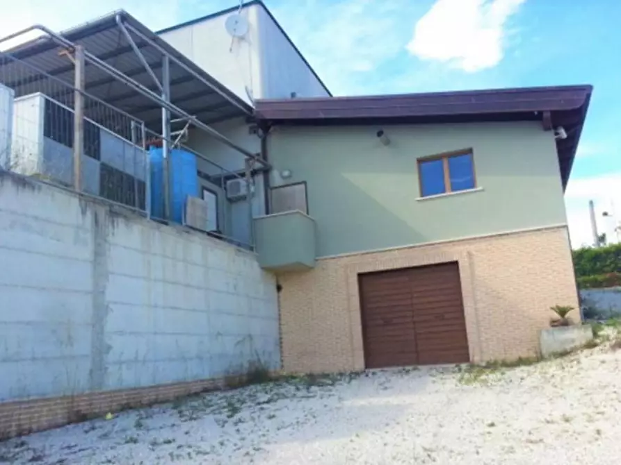 Immagine 3 di Capannone industriale in vendita  in Via Piangallo, N. 33/A a Corropoli