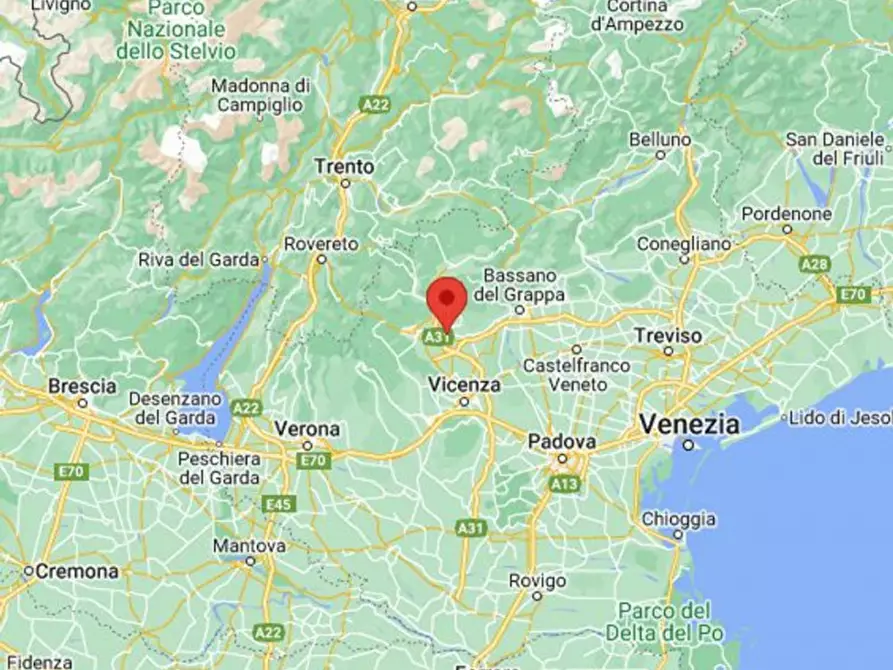 Immagine 8 di Ufficio in vendita  in Piazza Cesare Battisti, N. 5 a Thiene