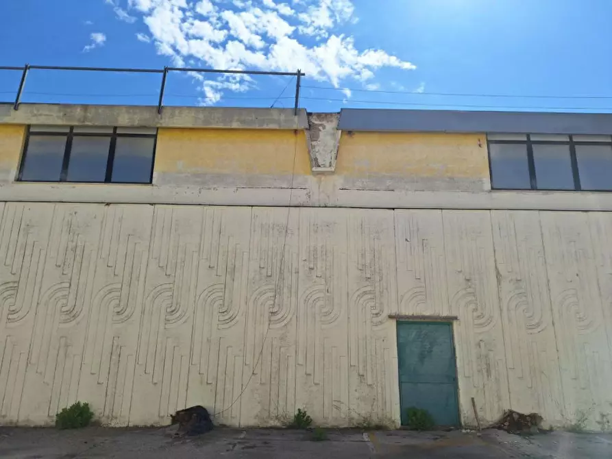 Immagine 5 di Capannone industriale in vendita  in Zona periferica a Modugno