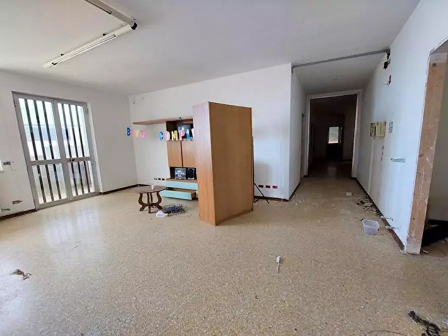 Immagine 10 di Capannone industriale in vendita  in Via Enrico Fermi, N. 8-10 a Acquaviva Picena