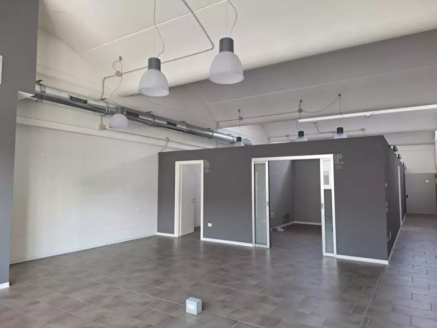 Immagine 4 di Capannone industriale in vendita  in Via Pier Santi Mattarella, 16, 30037 Scorzè VE, Italia a Scorzè