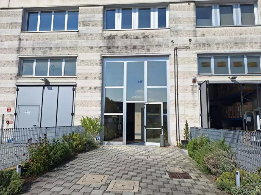 Immagine 1 di Capannone industriale in vendita  in Via Pier Santi Mattarella, 16, 30037 Scorzè VE, Italia a Scorzè