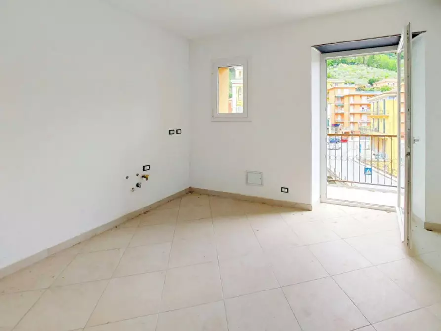 Immagine 4 di Appartamento in vendita  in Piazza Garibaldi, N. 4 a Borzonasca