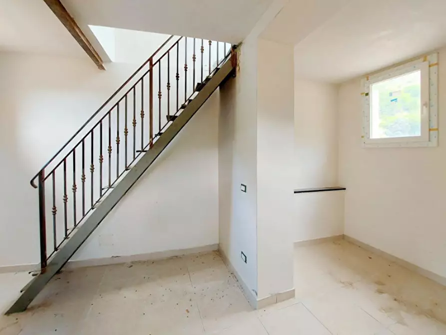 Immagine 7 di Appartamento in vendita  in Piazza Garibaldi, N. 4 a Borzonasca