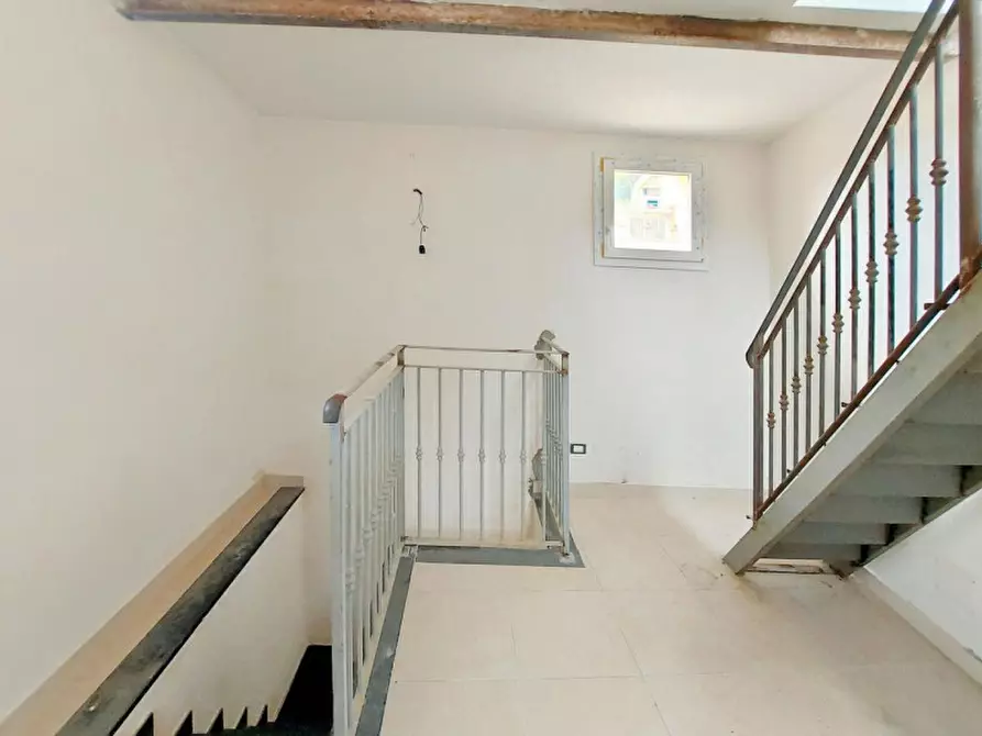 Immagine 8 di Appartamento in vendita  in Piazza Garibaldi, N. 4 a Borzonasca