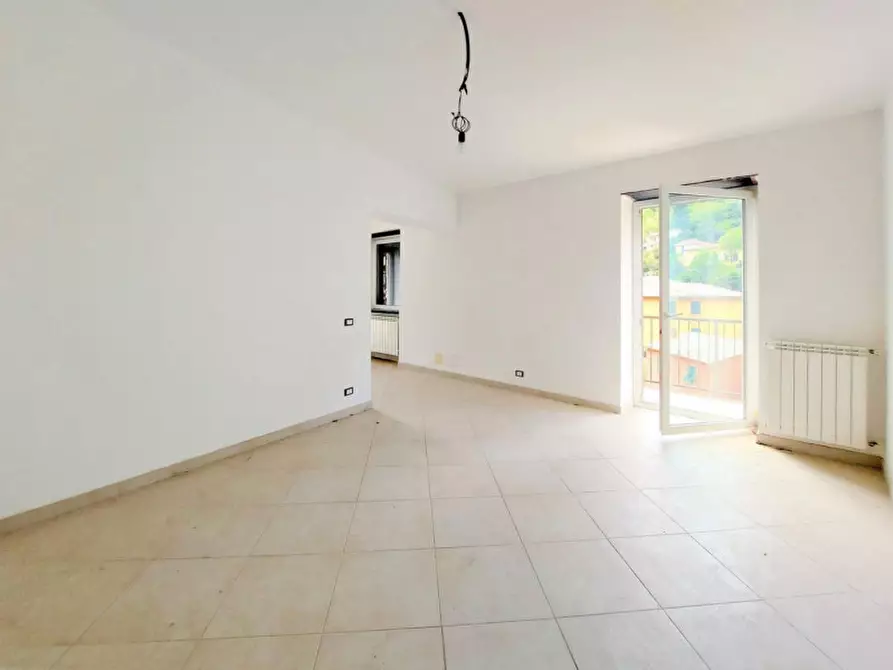 Immagine 9 di Appartamento in vendita  in Piazza Garibaldi, N. 4 a Borzonasca
