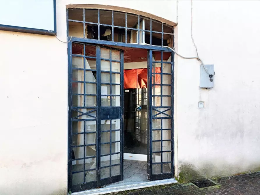 Immagine 7 di Negozio in vendita  in Corso Umberto I, N. 8 a Poggio Moiano