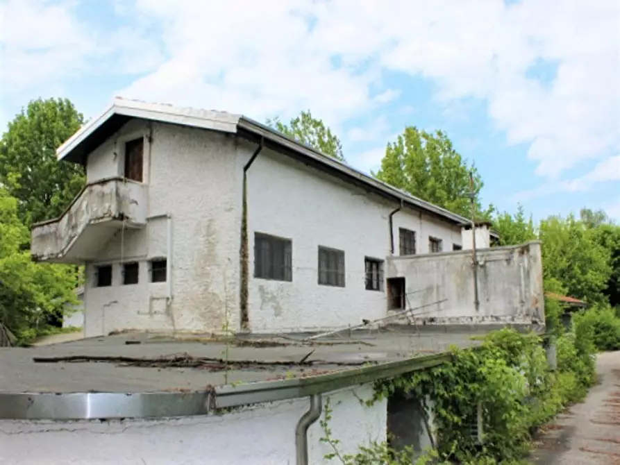 Immagine 7 di Attività commerciale in vendita  in Via Regione Ponte Ticino, N. 3 a Galliate