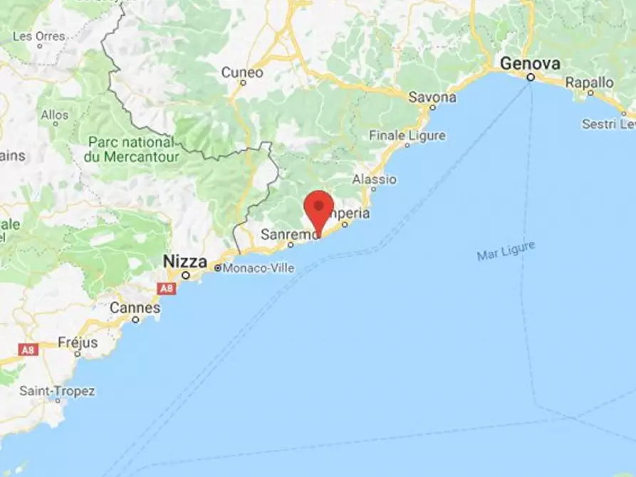 Immagine 16 di Posto auto in vendita  in via Gianni Cozzi, N. 1 a Santo Stefano Al Mare