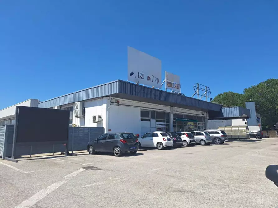 Immagine 1 di Capannone industriale in vendita  in Via Atheste, 35042 Este PD, Italia a Este