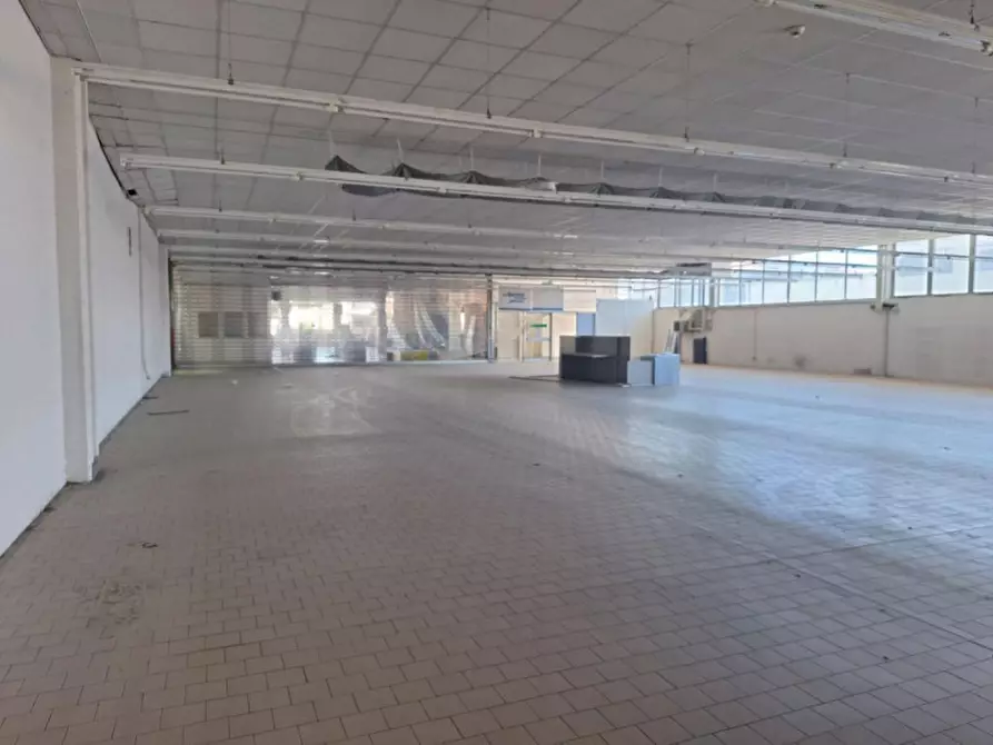 Immagine 12 di Capannone industriale in vendita  in Via Atheste, 35042 Este PD, Italia a Este