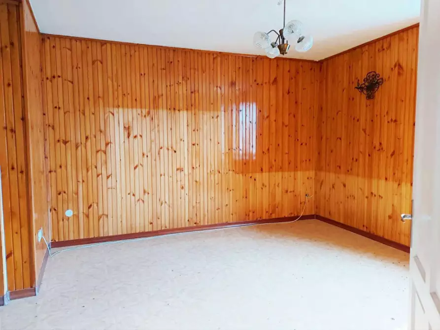 Immagine 3 di Palazzo in vendita  in Via Tres, N. 3/A a Sfruz