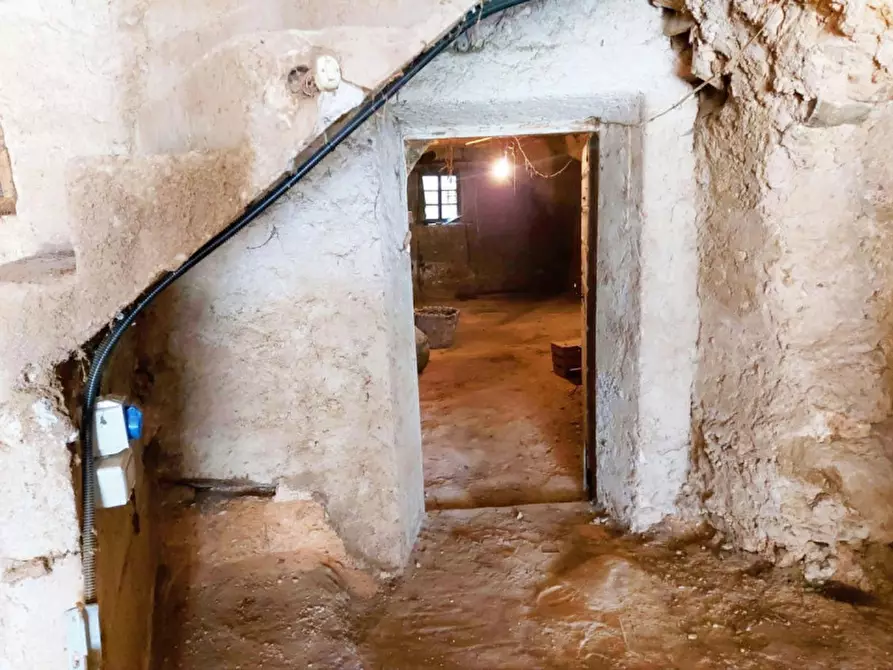 Immagine 20 di Palazzo in vendita  in Via Tres, N. 3/A a Sfruz