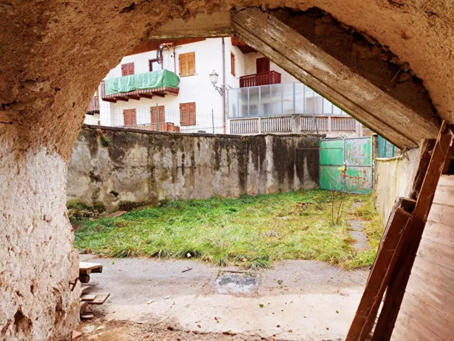 Immagine 25 di Palazzo in vendita  in Via Tres, N. 3/A a Sfruz