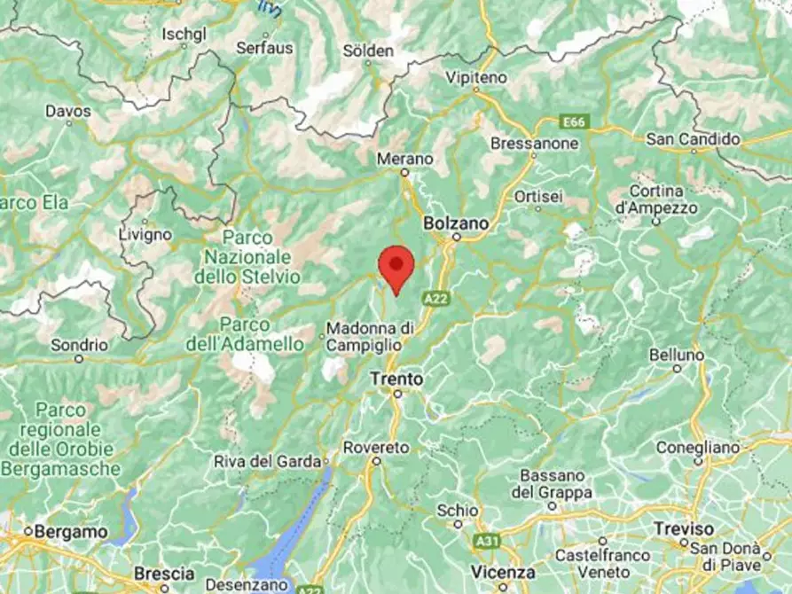 Immagine 30 di Palazzo in vendita  in Via Tres, N. 3/A a Sfruz