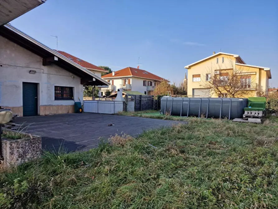 Immagine 12 di Ufficio in vendita  in Via Cesare Battisti, N. 431 a Marnate