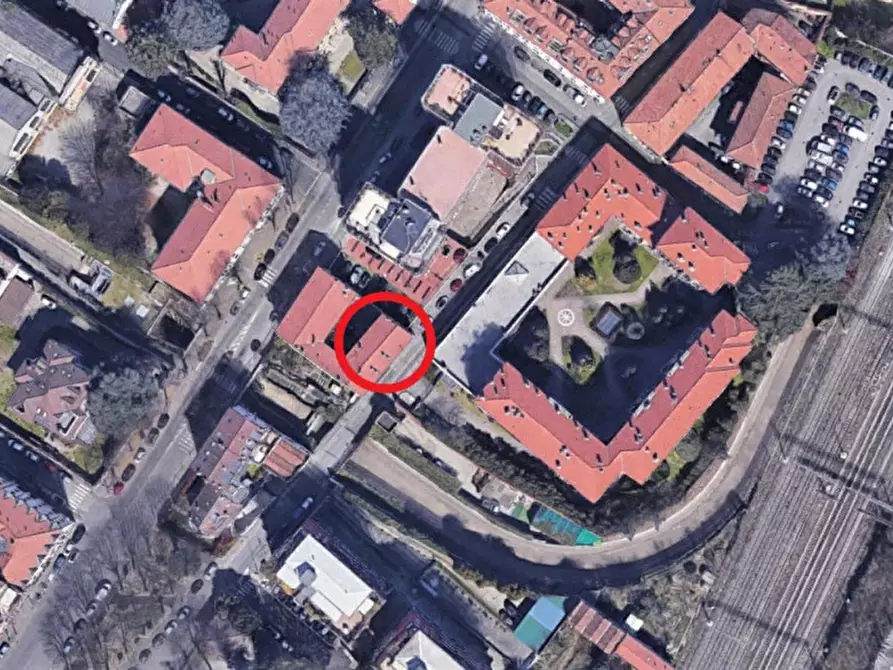 Immagine 2 di Negozio in vendita  in Via Gaetano Casati, N. 8 a Monza