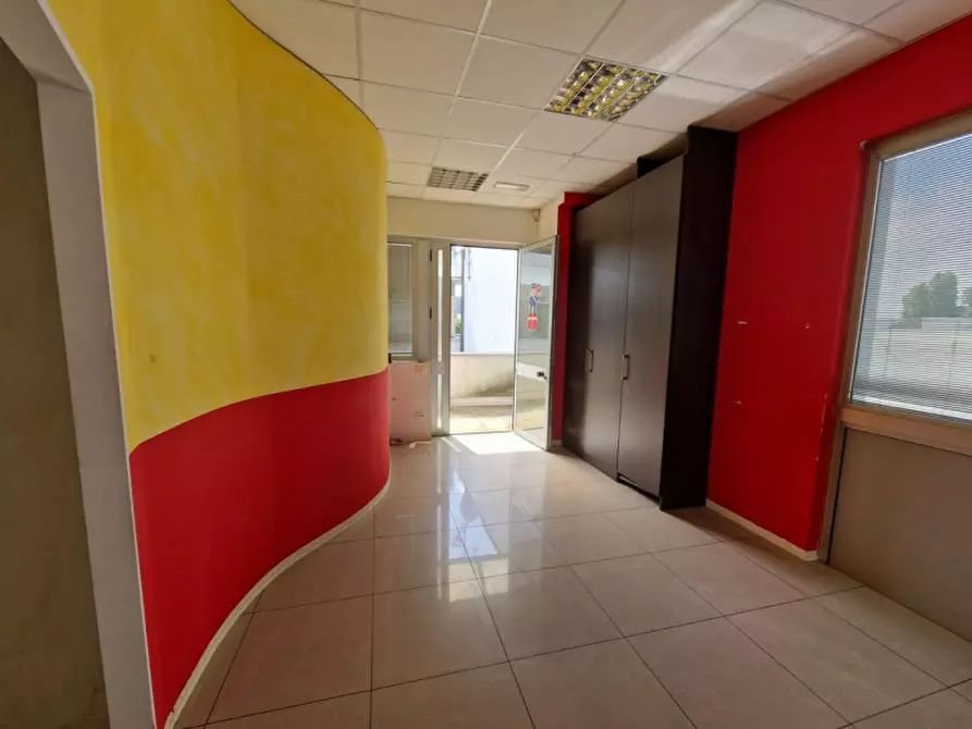 Immagine 4 di Ufficio in vendita  in Via Costanzo II, 11, 47122 Forlì FC, Italia a Forli'