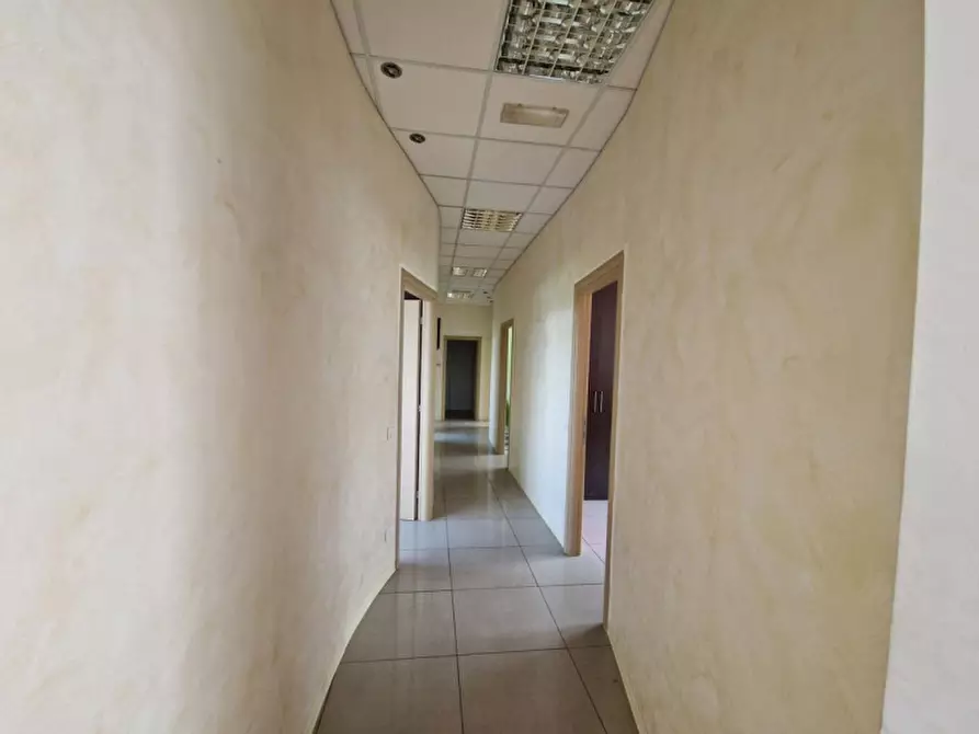 Immagine 5 di Ufficio in vendita  in Via Costanzo II, 11, 47122 Forlì FC, Italia a Forli'
