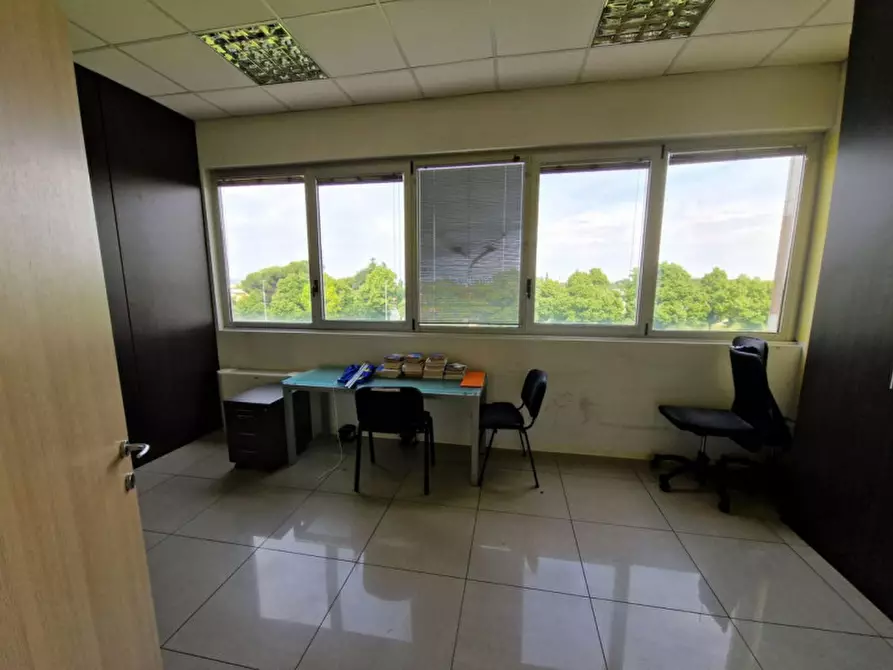 Immagine 11 di Ufficio in vendita  in Via Costanzo II, 11, 47122 Forlì FC, Italia a Forli'