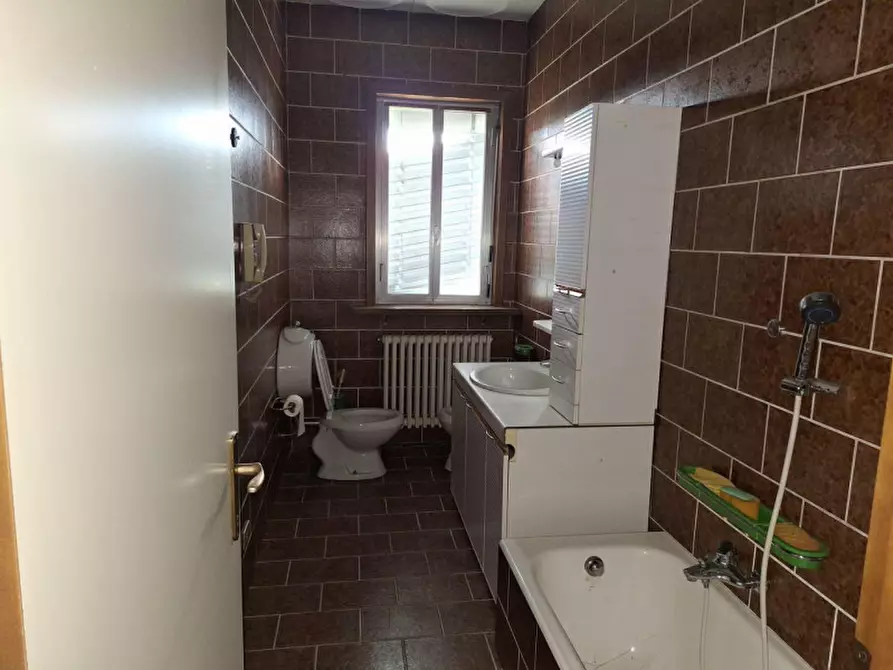 Immagine 22 di Negozio in vendita  in Strada Provinciale, N. 229 a Caltignaga