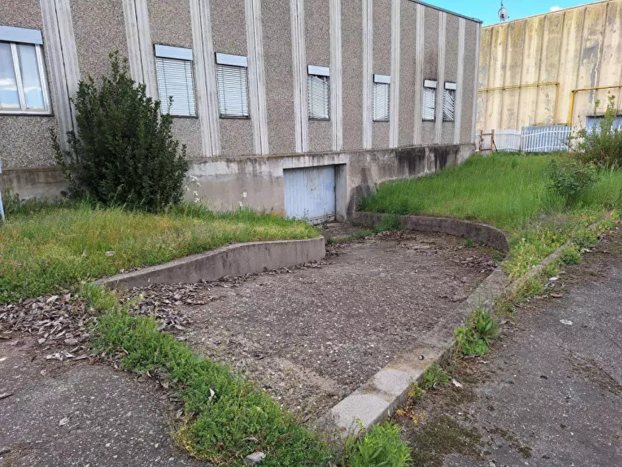 Immagine 28 di Negozio in vendita  in Strada Provinciale, N. 229 a Caltignaga