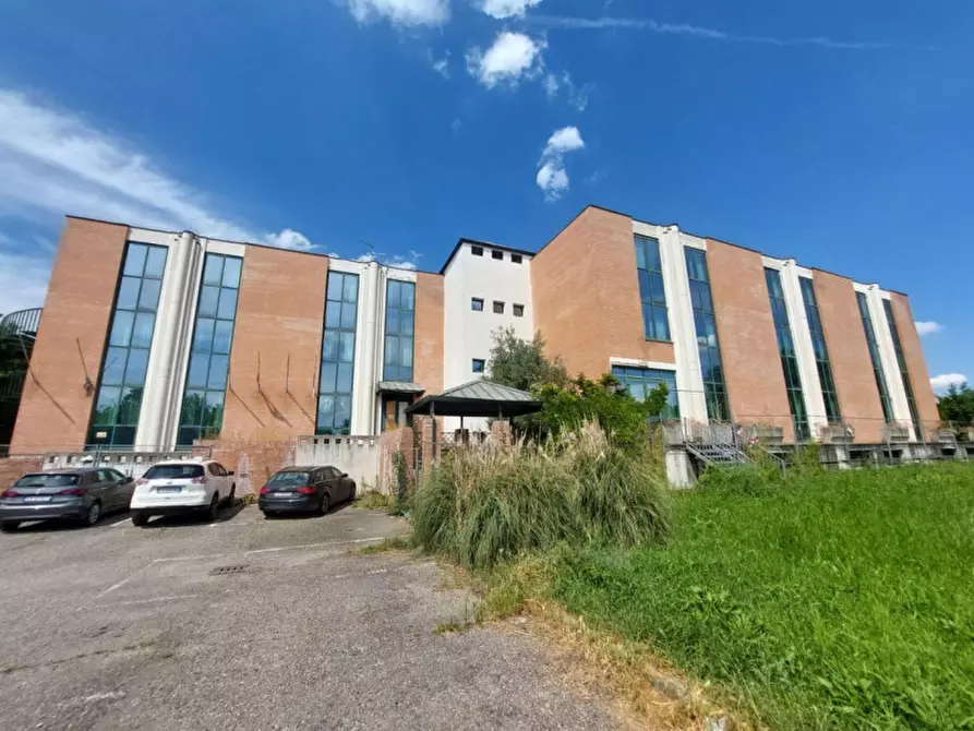 Immagine 1 di Hotel in vendita  in Via XXV Aprile, 7, 42043 Praticello RE, Italia a Gattatico