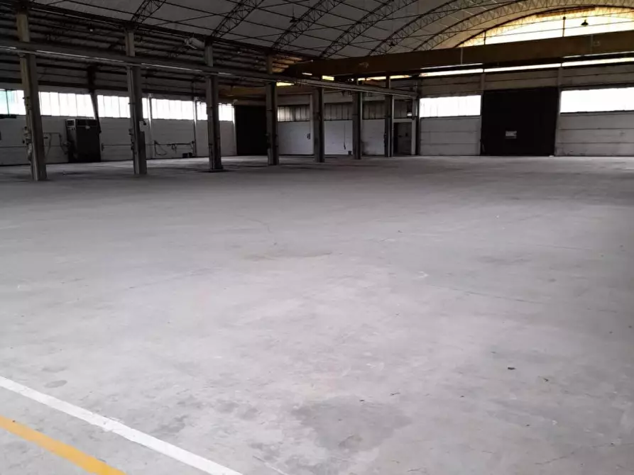 Immagine 9 di Capannone industriale in vendita  in Via Europa, 52010 Corsalone AR, Italia a Chiusi Della Verna