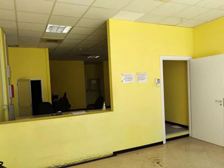 Immagine 5 di Ufficio in vendita  in Strada Provinciale 231, N. snc a Modugno
