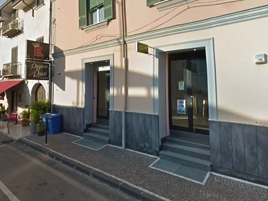 Immagine 2 di Negozio in vendita  in C.SO UMBERTO I, N. snc a Alvignano