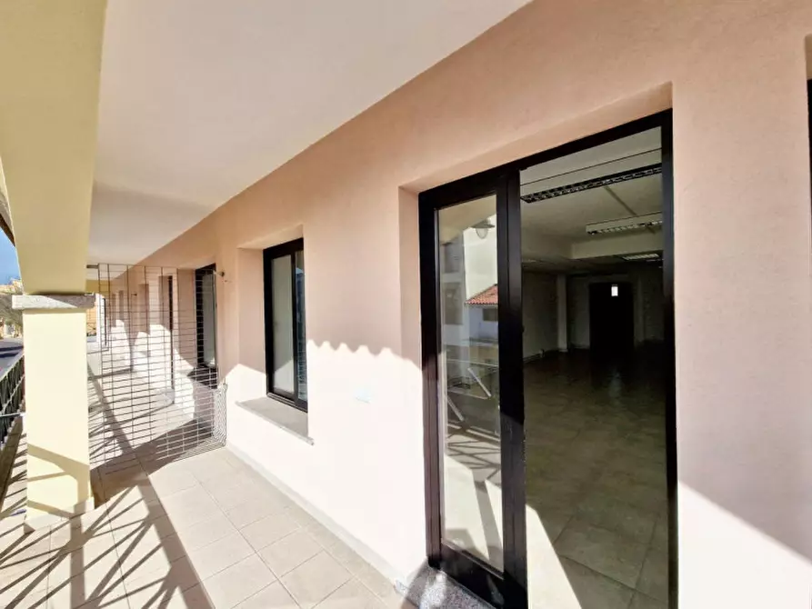 Immagine 5 di Ufficio in vendita  in Via Roma, N. 1 a Olbia