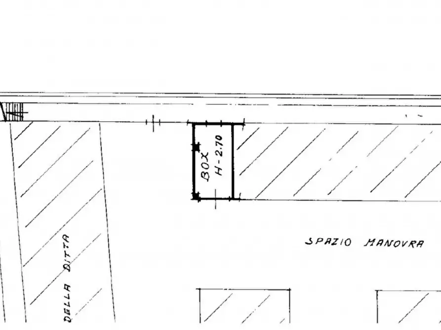 Immagine 11 di Posto auto in vendita  in Via Rossini, N. 66/B a Legnano