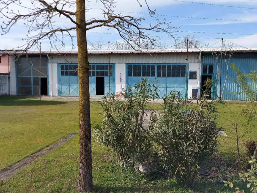 Immagine 2 di Terreno in vendita  in Via Delle Cave, N. 18 a Nerviano