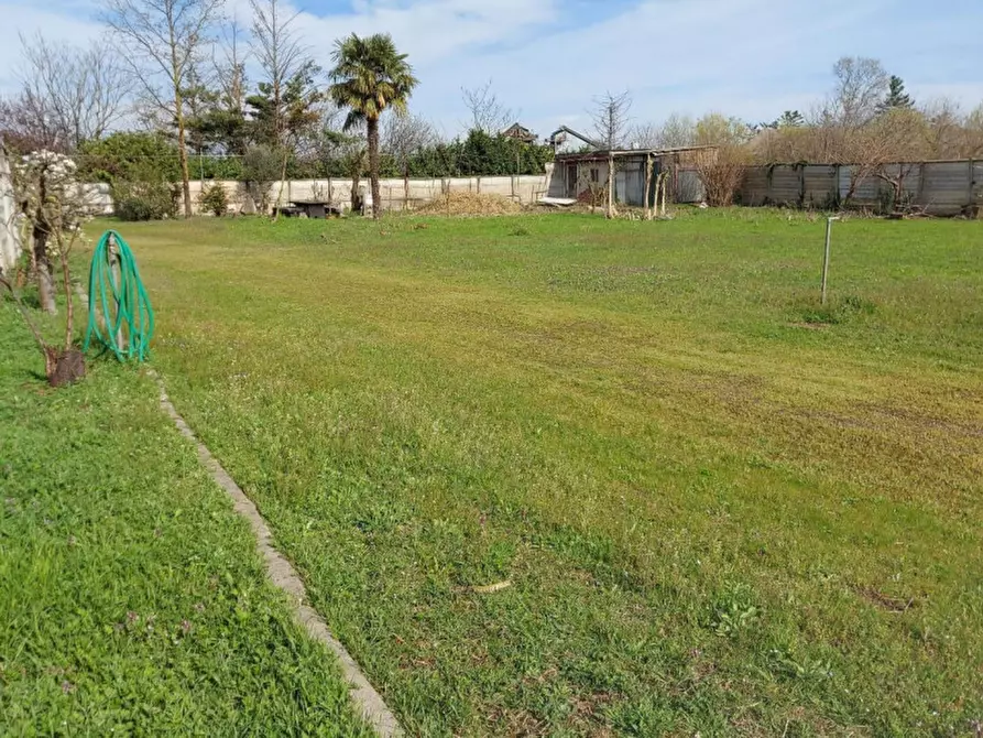 Immagine 11 di Terreno in vendita  in Via Delle Cave, N. 18 a Nerviano