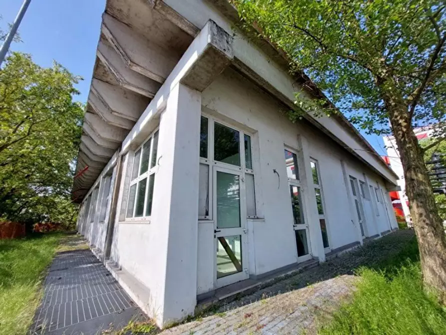 Immagine 4 di Attività commerciale in vendita  in Via Passo Lombardo, N. 1 a Cremona