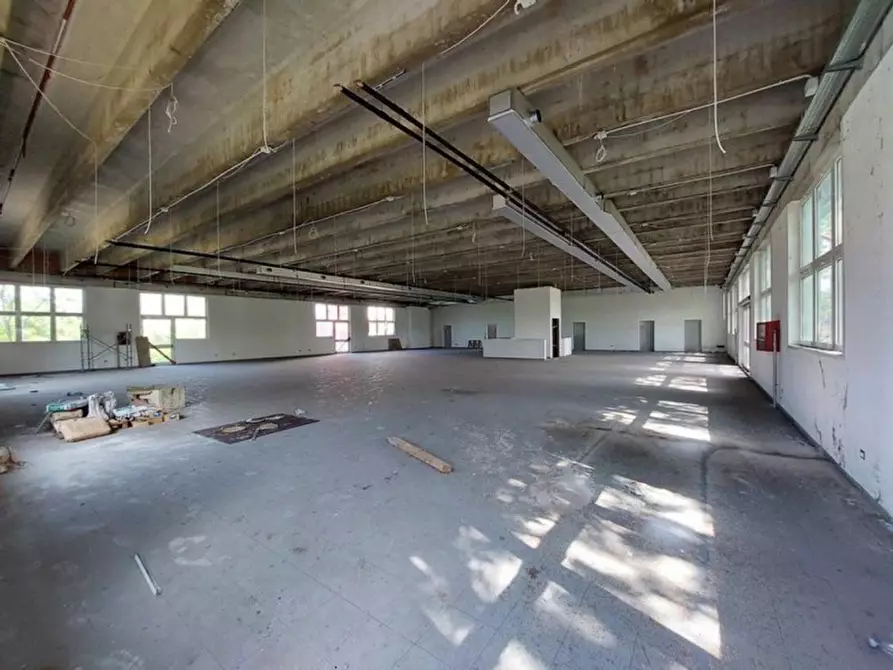 Immagine 11 di Attività commerciale in vendita  in Via Passo Lombardo, N. 1 a Cremona