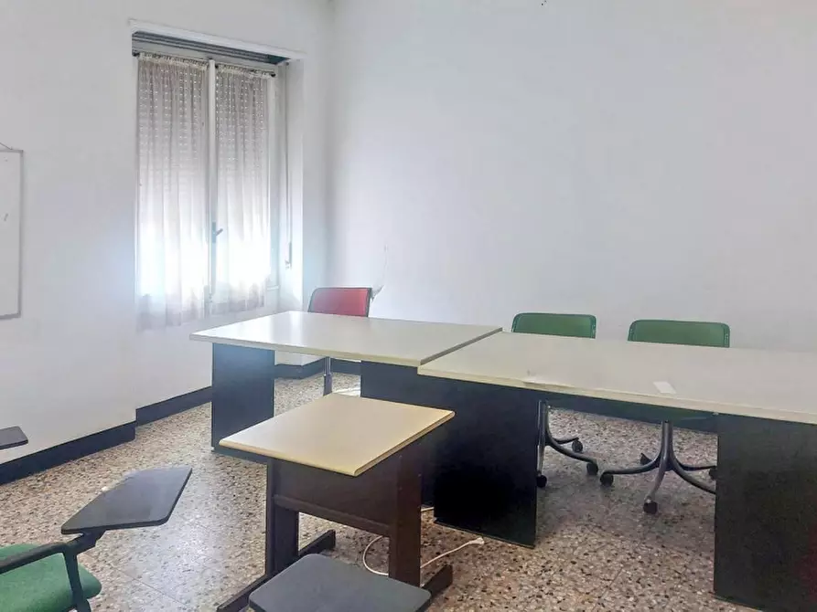 Immagine 5 di Ufficio in vendita  in Via Cristoforo Colombo, 121, 19121 La Spezia SP, Italia a La Spezia