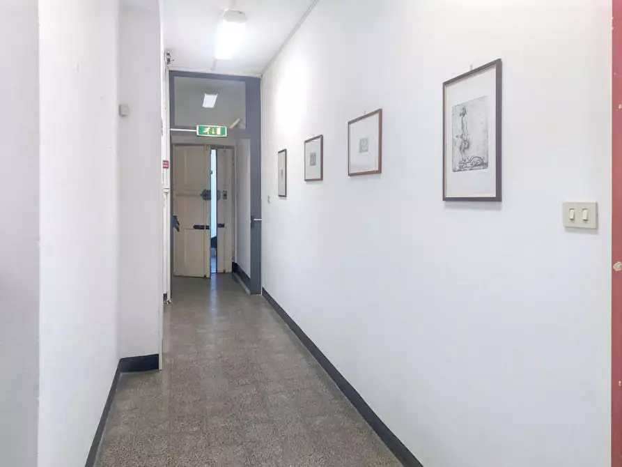 Immagine 6 di Ufficio in vendita  in Via Cristoforo Colombo, 121, 19121 La Spezia SP, Italia a La Spezia