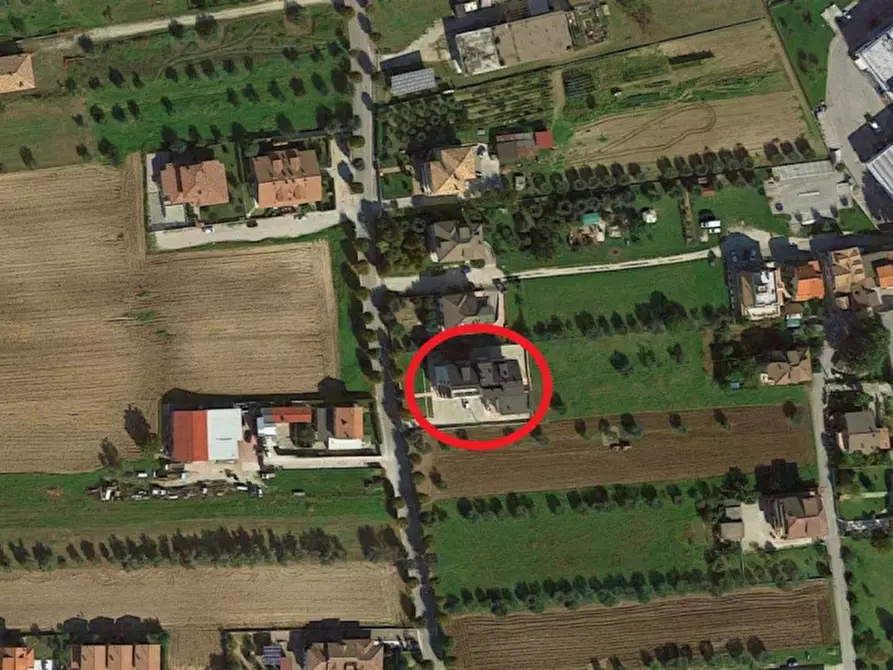 Immagine 2 di Ufficio in vendita  in Via Indipendenza, N. 47 a Sant'egidio Alla Vibrata