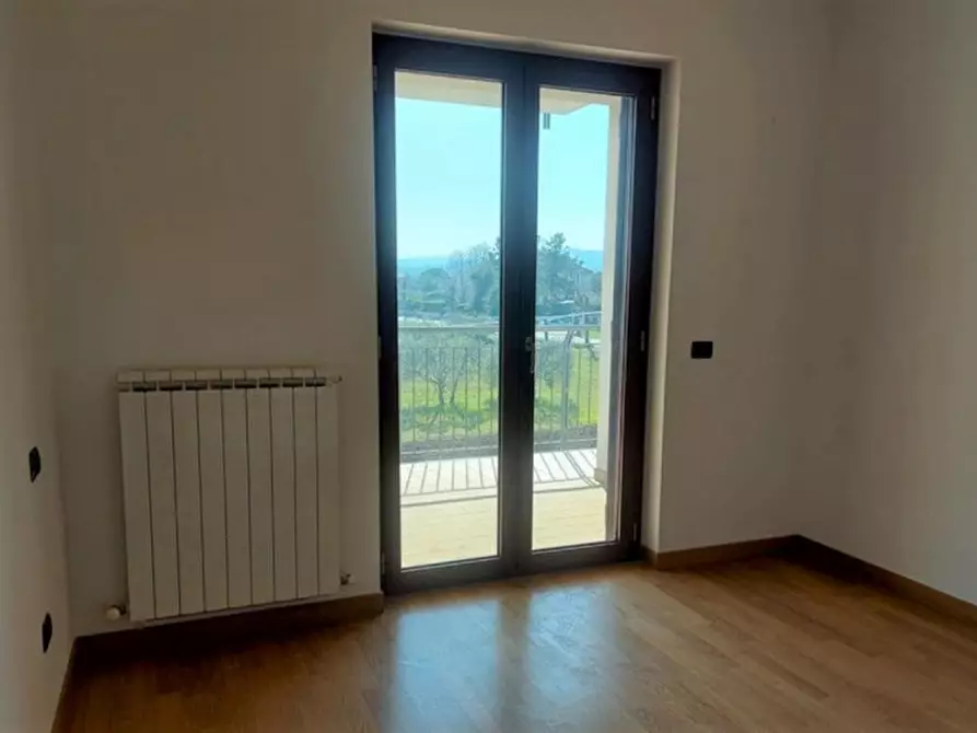 Immagine 7 di Ufficio in vendita  in Via Indipendenza, N. 47 a Sant'egidio Alla Vibrata