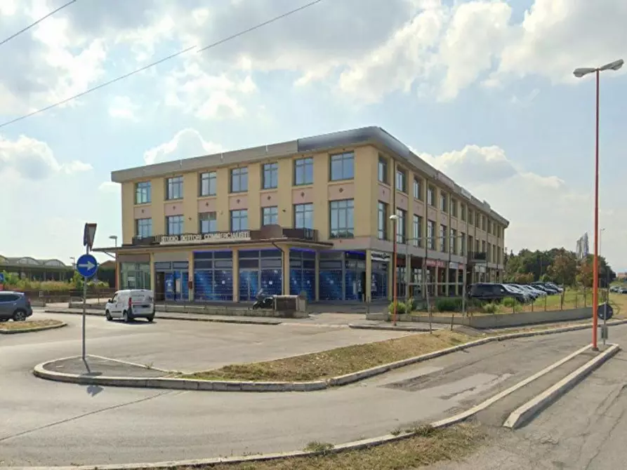 Immagine 5 di Negozio in vendita  in Via Corfù, N. 40 a Cesena