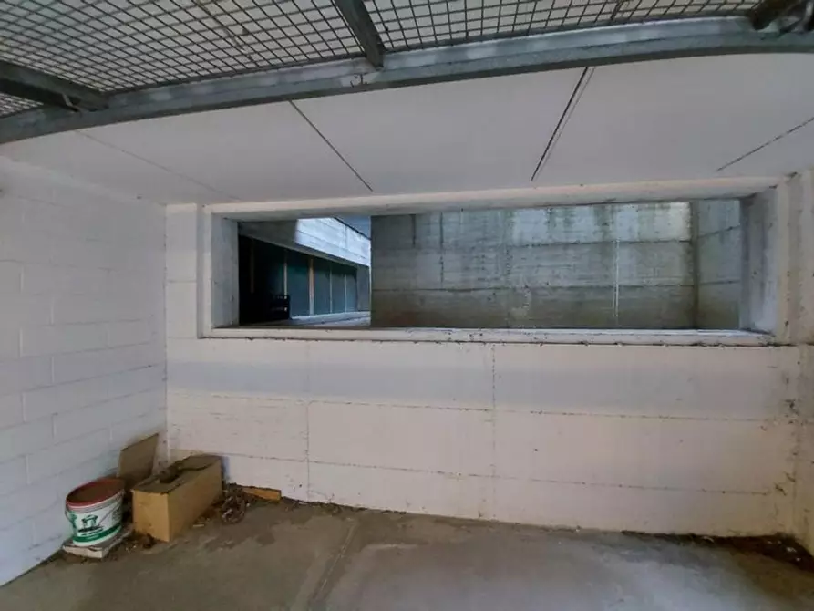 Immagine 13 di Negozio in vendita  in Via Corfù, N. 40 a Cesena