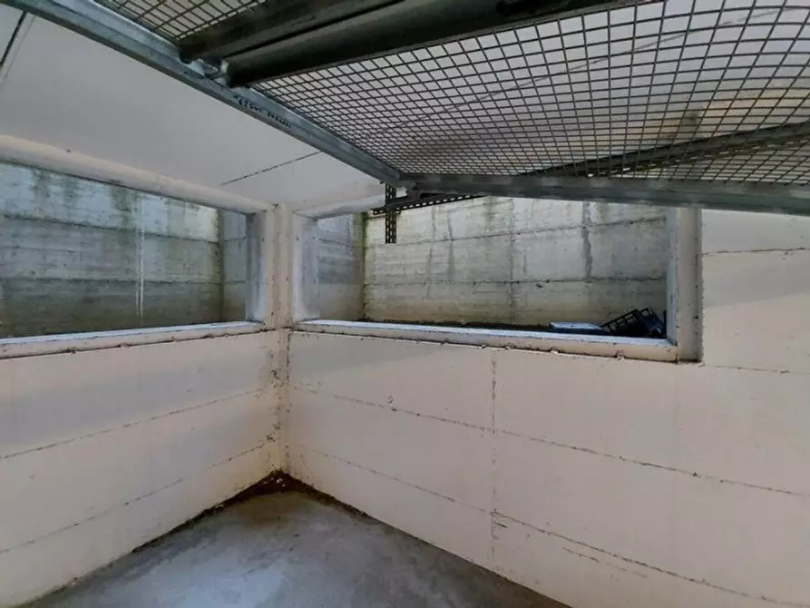 Immagine 14 di Negozio in vendita  in Via Corfù, N. 40 a Cesena